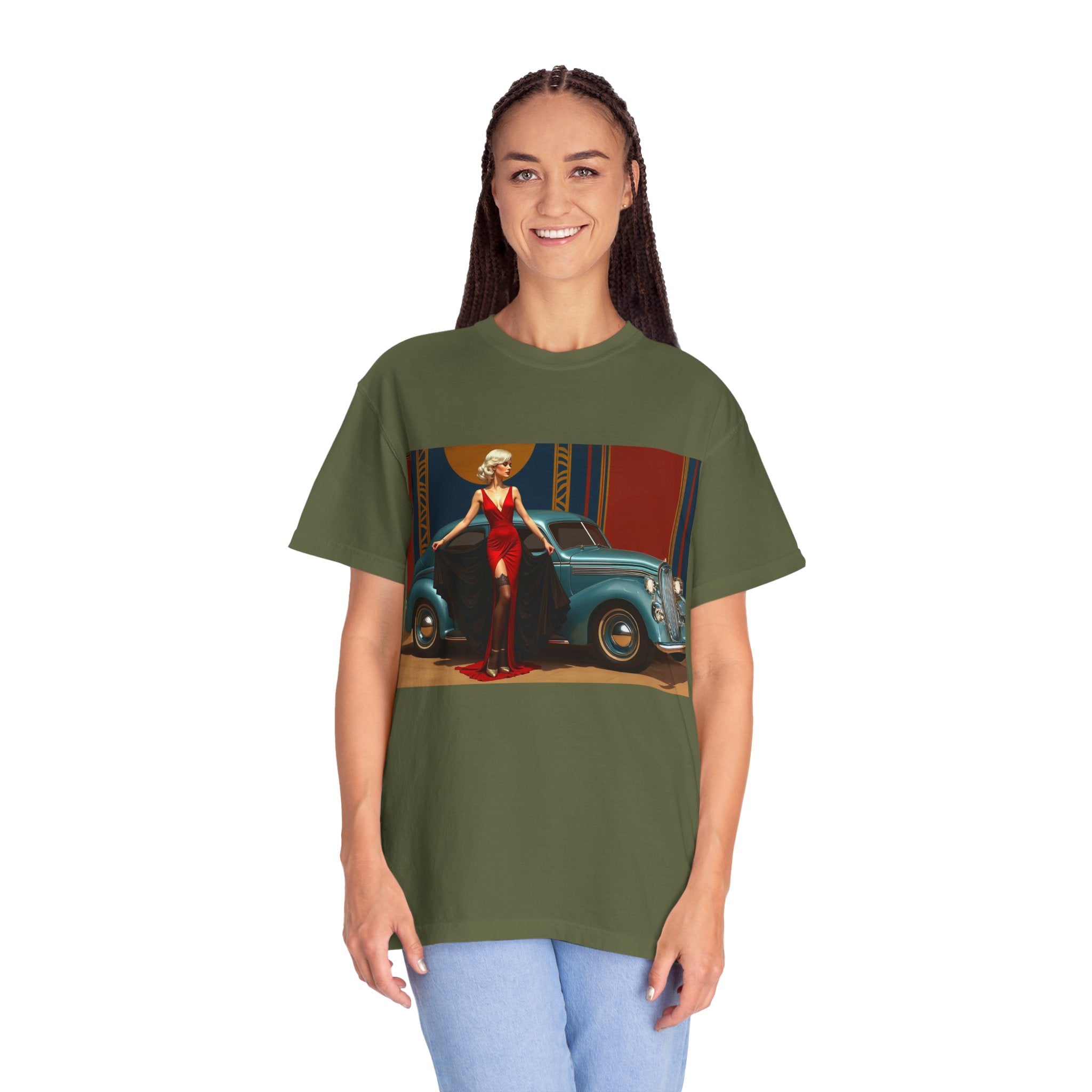 Glamour T-Shirt for Her, Retro Fashion Tee, Stylish Casual Wear, Gift for Her, Trendy T-Shirt for Events